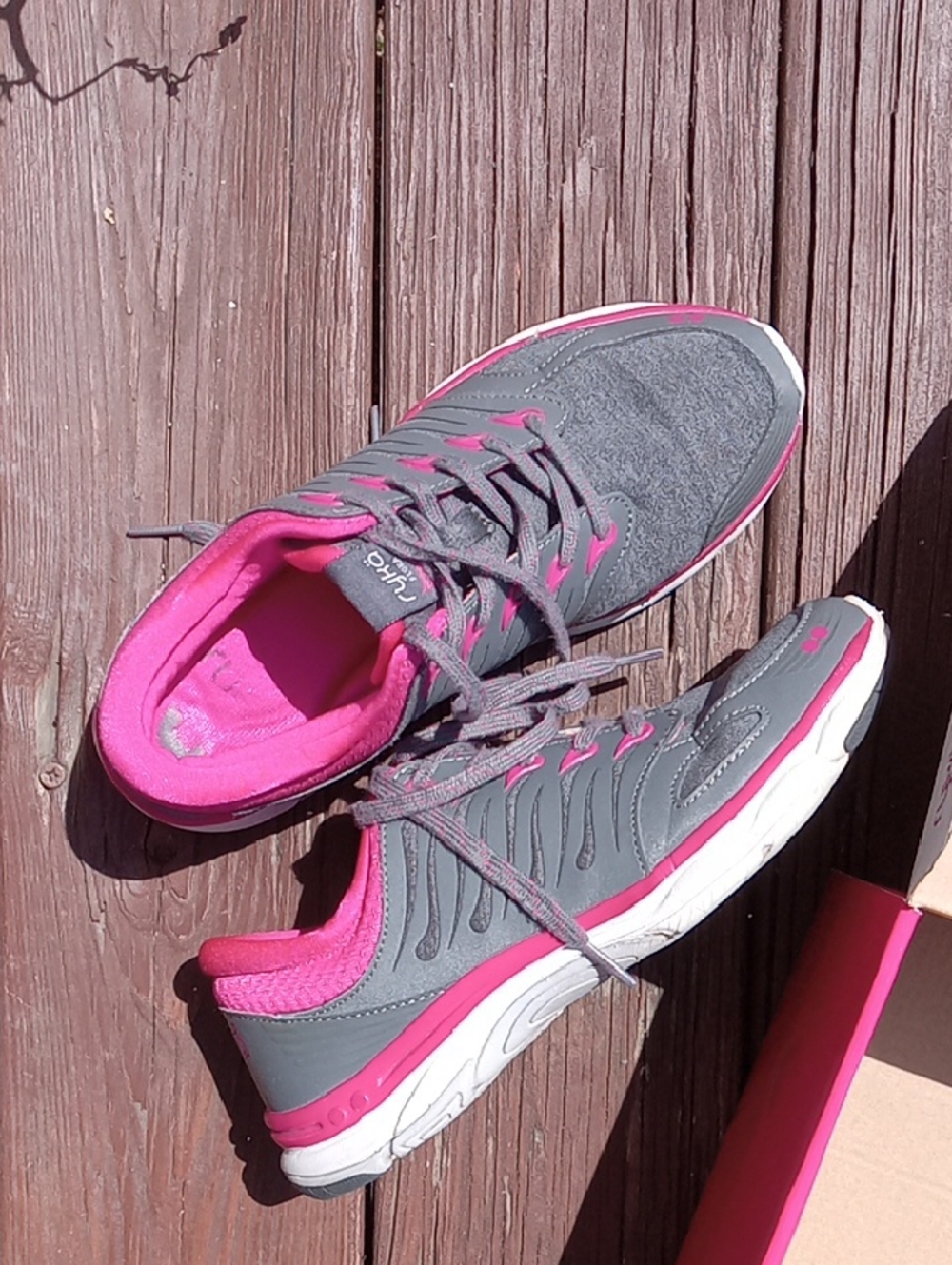 Ryka Walking Sneakers 38 womens sz 8